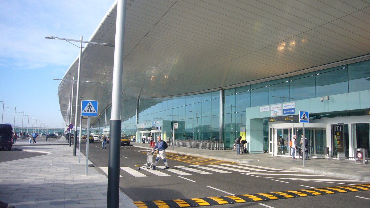 Barcelona Airport Transfer Guide: Everything You Need to Know